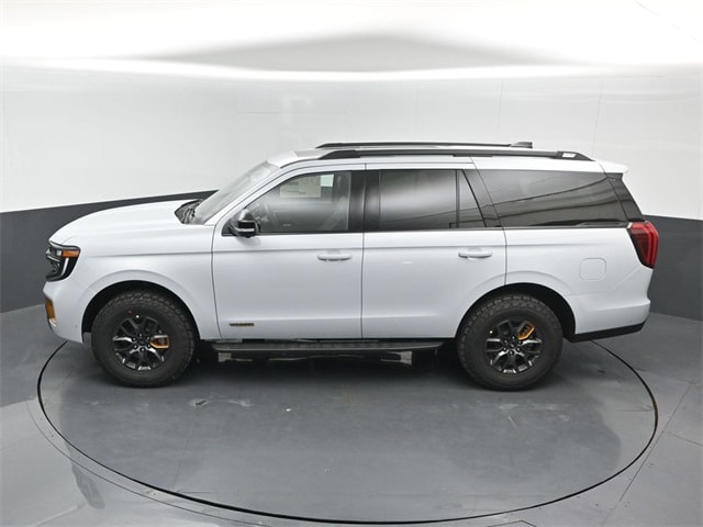 new 2025 Ford Expedition car, priced at $79,545