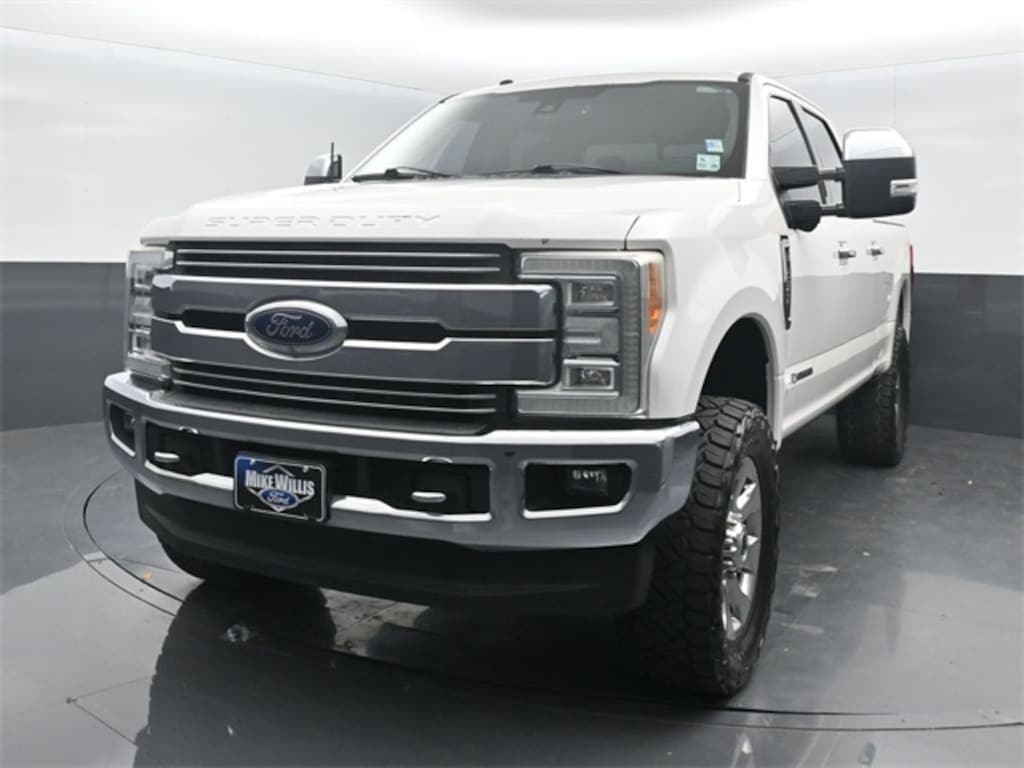 Used 2017 Ford F-250SD Lariat Truck