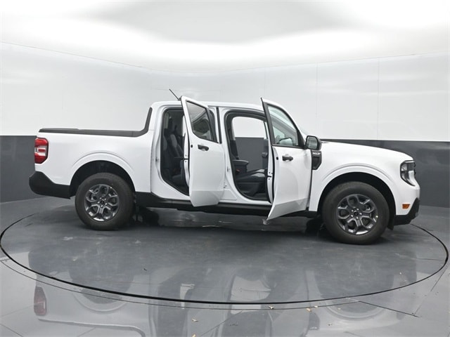 new 2025 Ford Maverick car, priced at $31,340