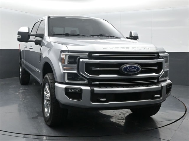 2022 Ford F-350 Super Duty Platinum's photo