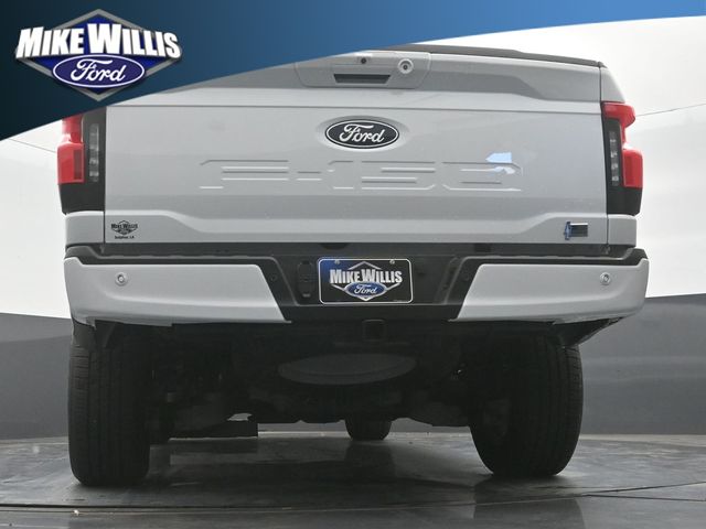2025 Ford F-150 Lightning Flash - Photo 23