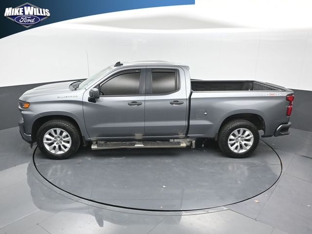 used 2022 Chevrolet Silverado 1500 LTD car, priced at $22,396