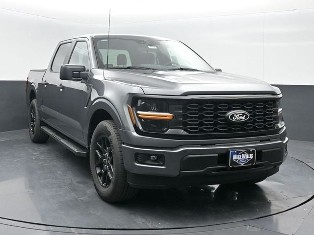 2025 Ford F-150 STX's photo