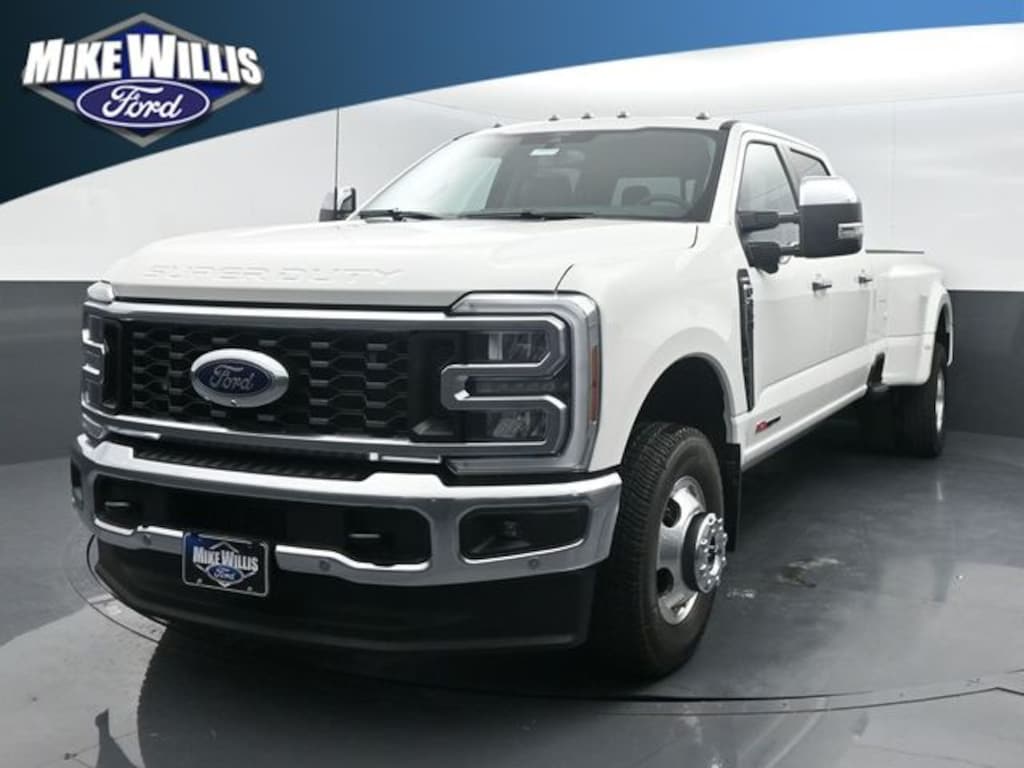 New 2026 Ford Super Duty F-350® Lariat® TRUCK