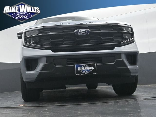 new 2026 Ford Expedition car, priced at $70,270
