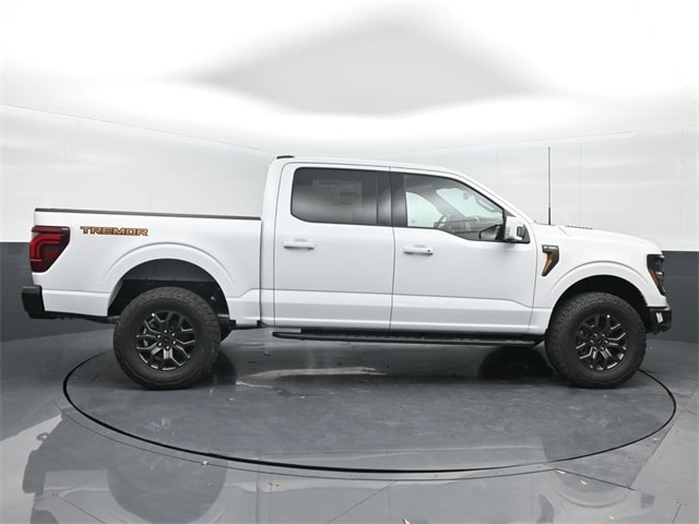 new 2025 Ford F-150 car, priced at $77,610