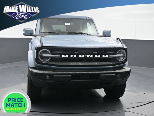 new 2025 Ford Bronco car, priced at $53,595