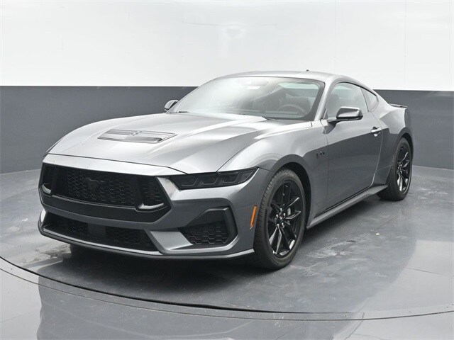 2025 Ford Mustang GT photo 3