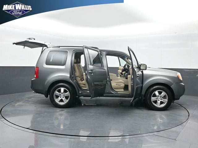used 2009 Honda Pilot car, priced at $9,495