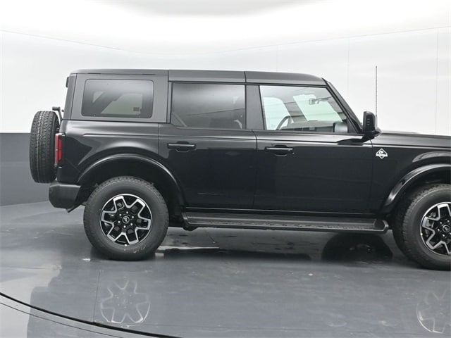 new 2025 Ford Bronco car, priced at $48,225