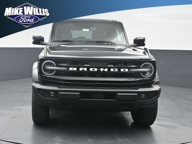 new 2025 Ford Bronco car, priced at $49,195