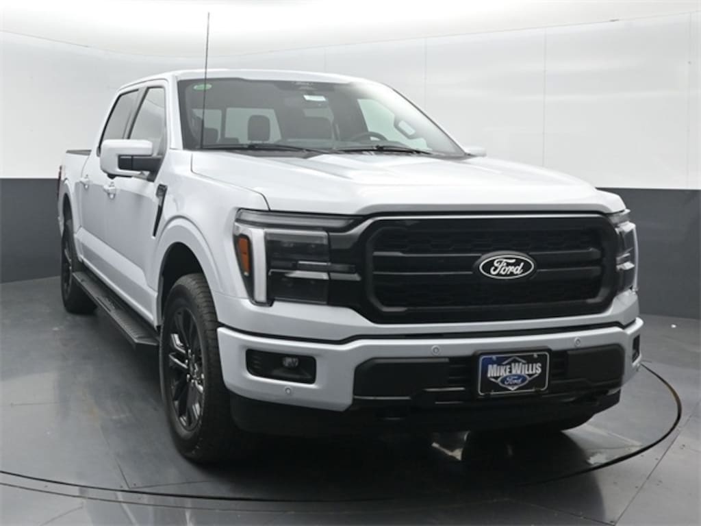 New 2025 Ford F-150 Lariat TRUCK