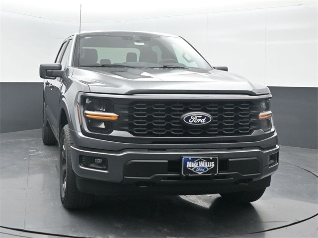 2025 Ford F-150 STX photo 2