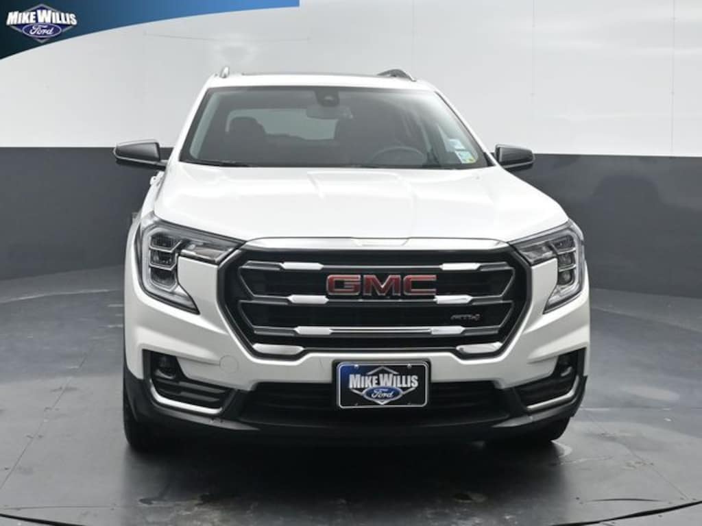 Used 2024 GMC Terrain AT4 SUV