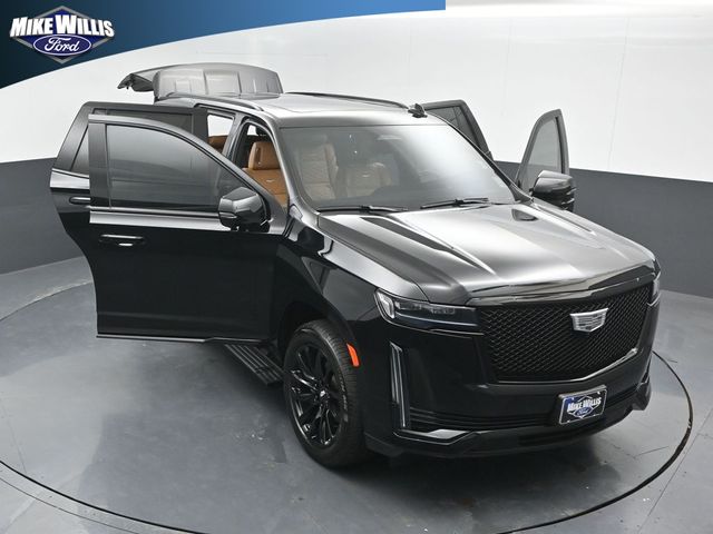 used 2024 Cadillac Escalade car, priced at $82,895
