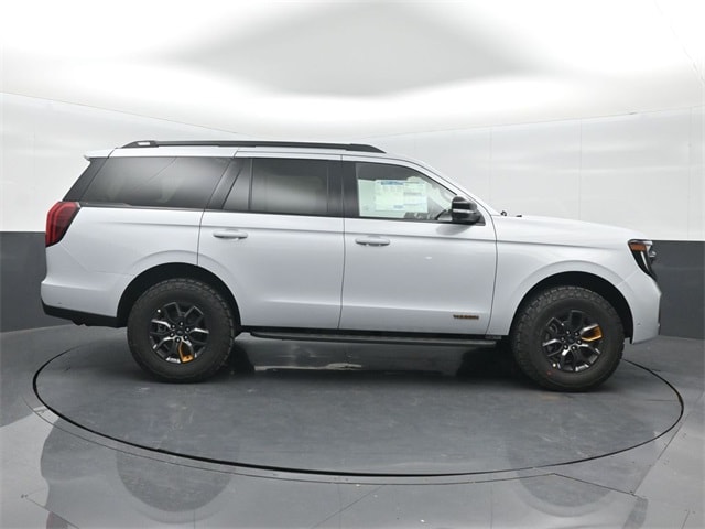new 2025 Ford Expedition car, priced at $79,545