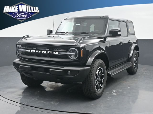 new 2025 Ford Bronco car, priced at $49,195