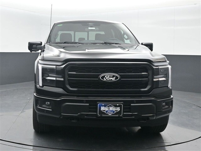 2025 Ford F-150 Lariat photo 2