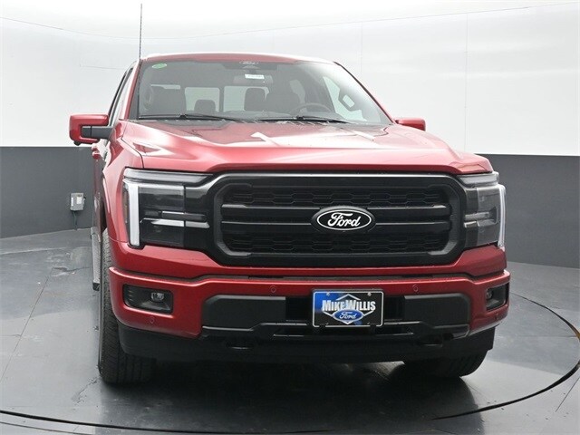 2025 Ford F-150 Lariat photo 2