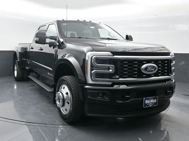 2026 Ford F-450 Super Duty Platinum Crew Cab LB DRW 4WD