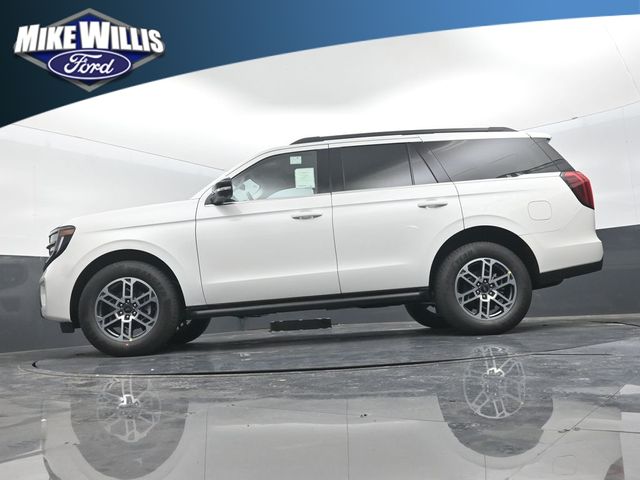 new 2026 Ford Expedition car, priced at $67,402