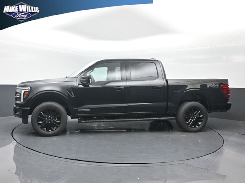 New 2025 Ford F-150 Lariat TRUCK
