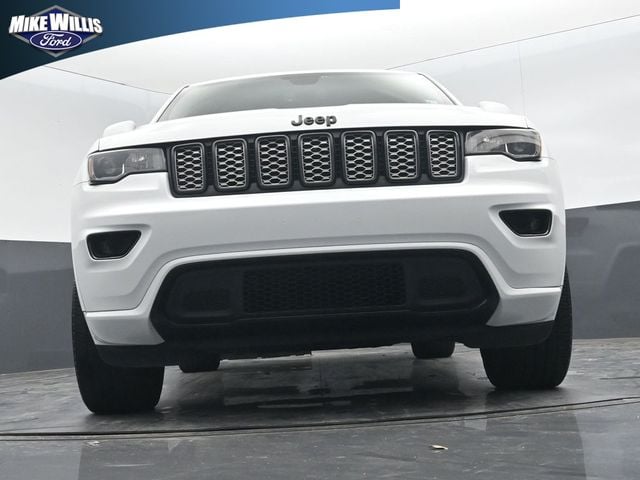 used 2022 Jeep Grand Cherokee WK car, priced at $23,978