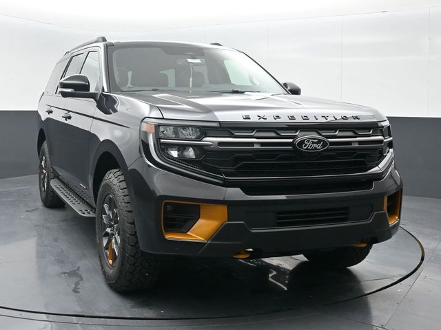 2025 Ford Expedition Tremor's photo