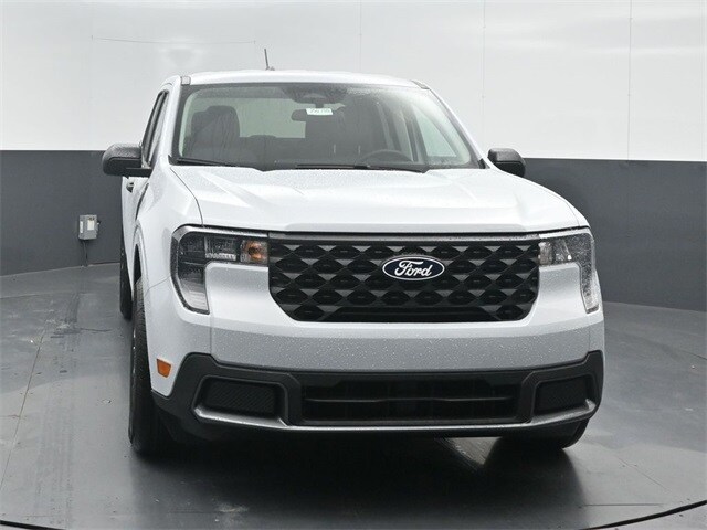 2025 Ford Maverick XLT photo 2