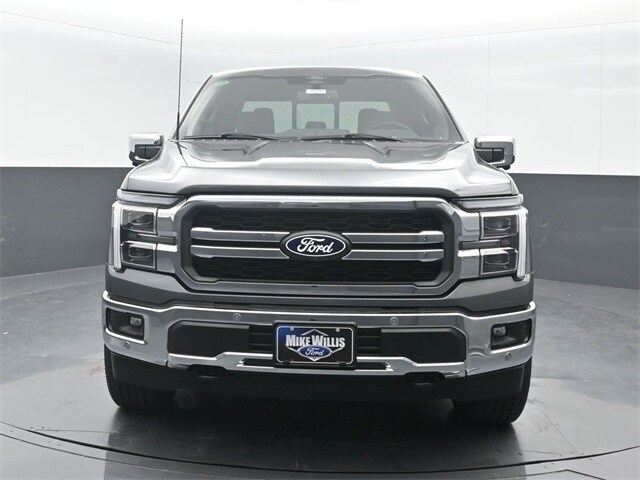 2025 Ford F-150 Lariat photo 2
