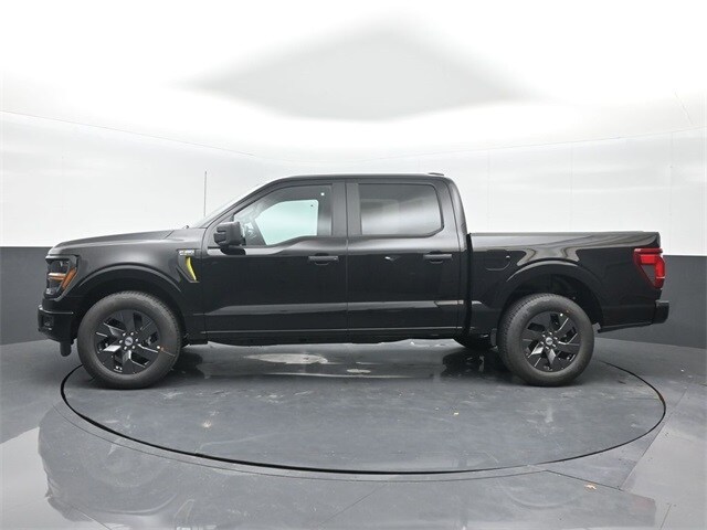 2025 Ford F-150 STX photo 4
