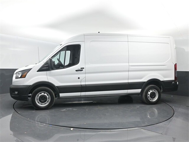 2023 Ford Transit photo 4