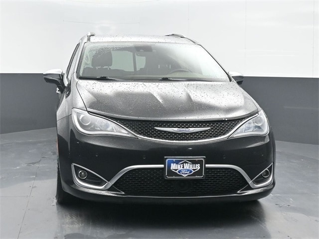 Used 2017 Chrysler Pacifica Limited with VIN 2C4RC1GG3HR835597 for sale in Sulphur, LA