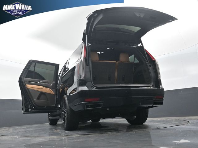 used 2024 Cadillac Escalade car, priced at $82,895
