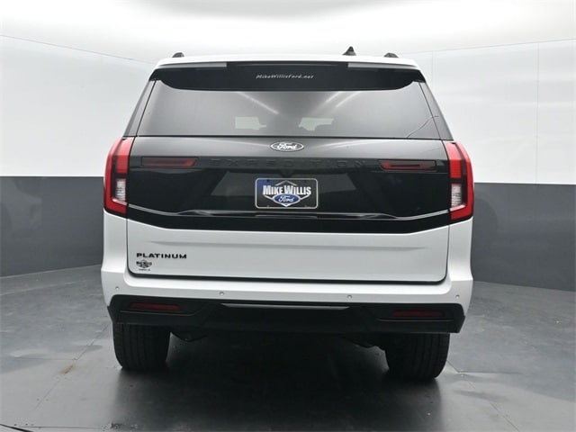 new 2025 Ford Expedition car, priced at $77,230