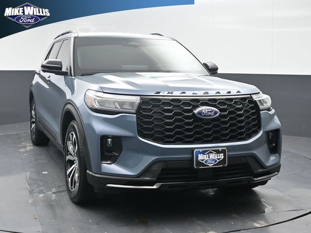 2025 Ford Explorer