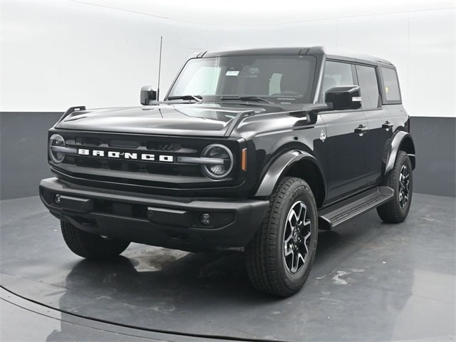 new 2025 Ford Bronco car, priced at $54,695