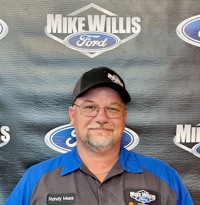 Staff member Randy Moss from ID_161a9cd39b72
