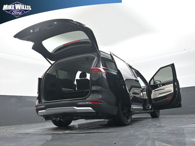 used 2022 Kia Carnival car, priced at $24,406