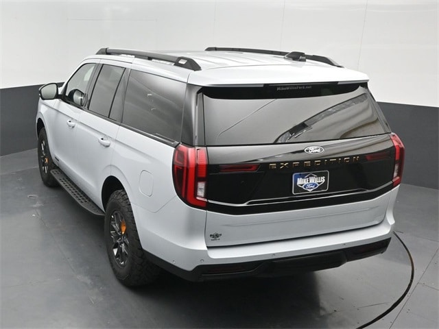 new 2025 Ford Expedition car, priced at $79,545