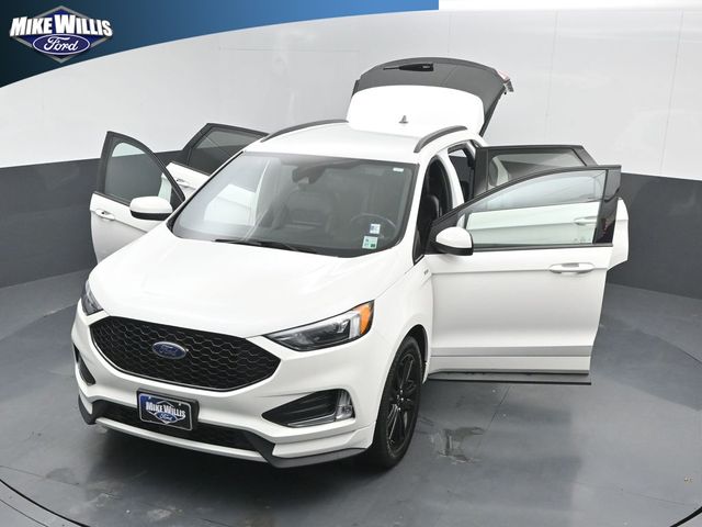 used 2022 Ford Edge car, priced at $21,996