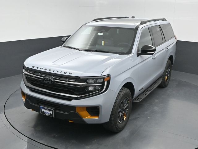 new 2025 Ford Expedition car, priced at $85,180