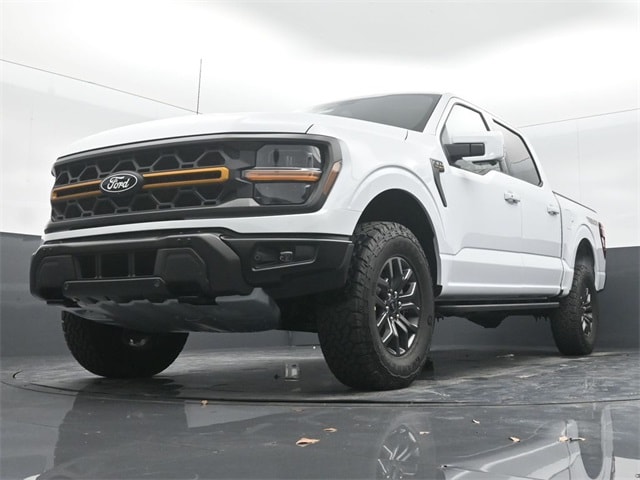 new 2025 Ford F-150 car, priced at $77,610