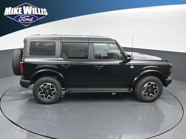 new 2025 Ford Bronco car, priced at $49,195