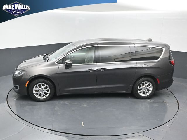 used 2020 Chrysler Pacifica car, priced at $15,418