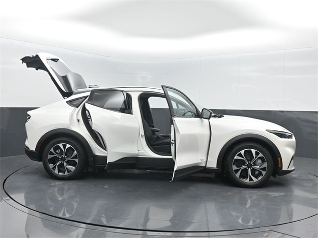 2025 Ford Mustang Mach-E Select - Photo 27