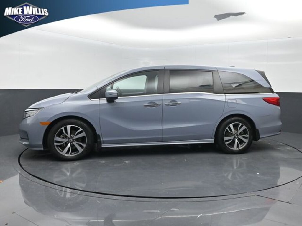 Certified 2023 Honda Odyssey Touring Minivan/Van