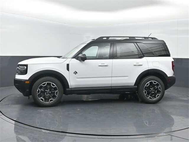 2025 Ford Bronco Sport Outer Banks photo 2