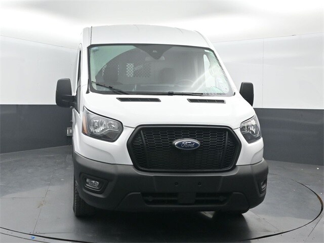 2023 Ford Transit photo 2