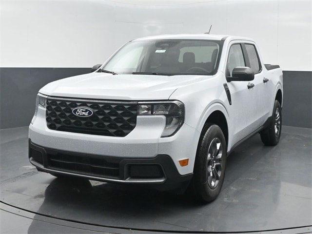 new 2025 Ford Maverick car, priced at $32,135